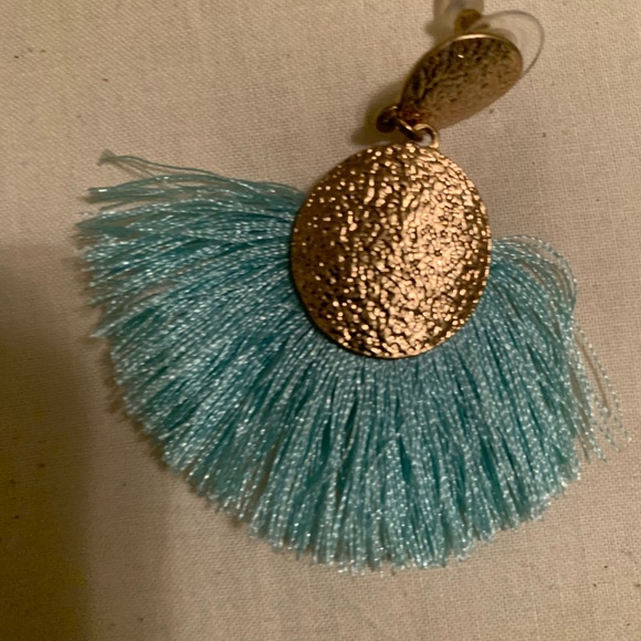 Plunder Earrings - Picture 7 of 7